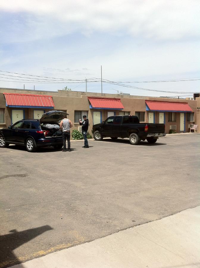 National 9 Inn Sand Canyon Cortez Exterior photo