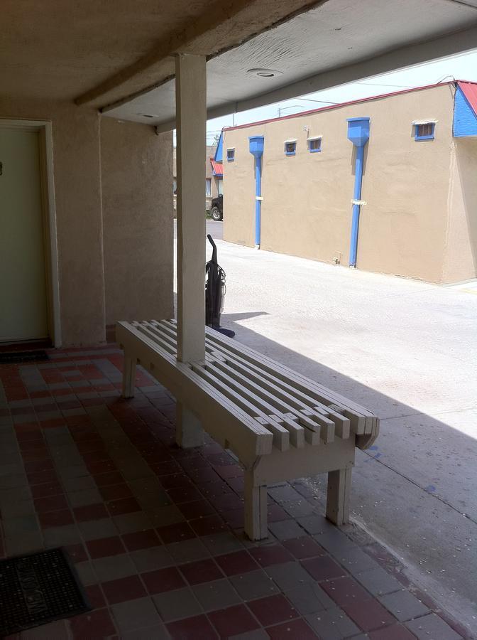 National 9 Inn Sand Canyon Cortez Exterior photo